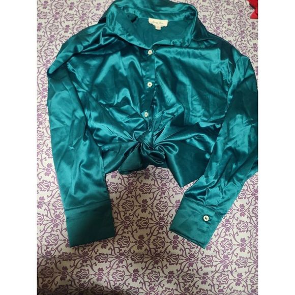 Fashion Nova elegant outfit - Picture 2 of 5